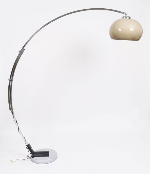 Arc attr floor lamp in Guzzini