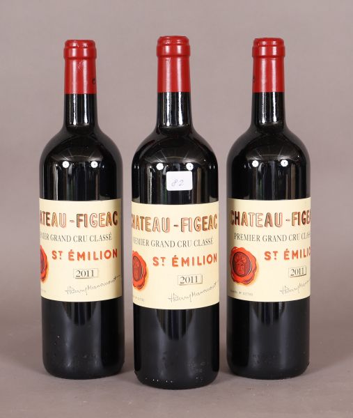 82 Chateau Figeac (x3)