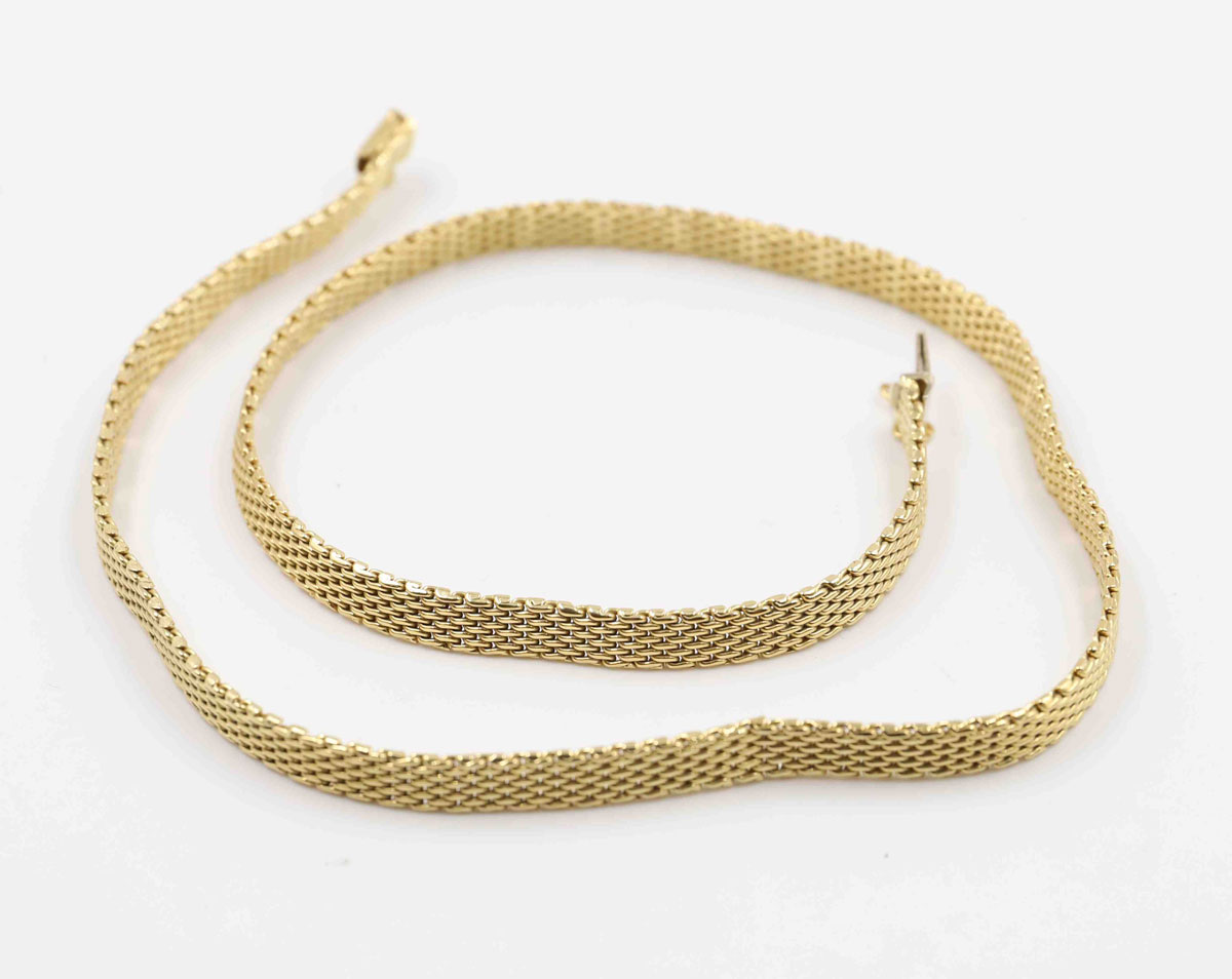 Grain de Riz necklace in 18K gold