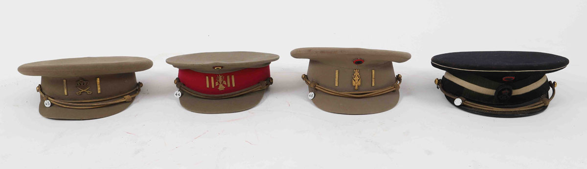 Set of 4 caps