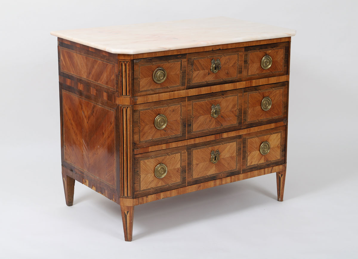 Louis XVI chest of drawers