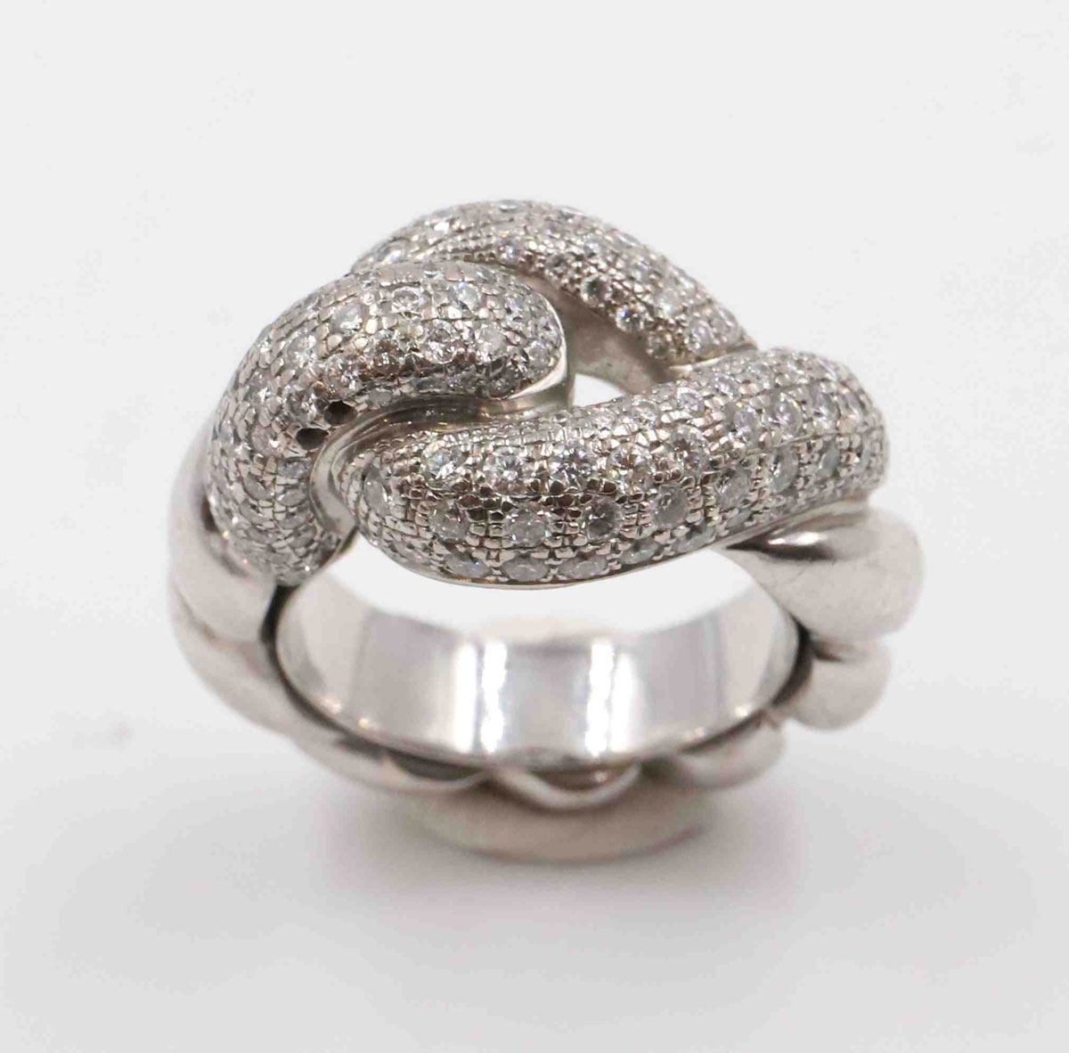 Cartier model ring