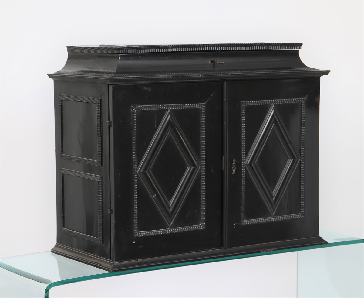 Rare cabinet Flammand XVIIème siècle