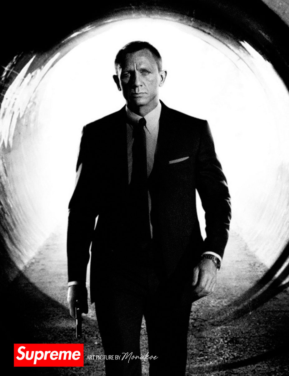 Daniel Craig Bond 1( d apres ), Supreme by Monakoe, Photo imprimée sur papier brillant, Finition argentique, livré encadré, Taille photo 44,5x28, Taille cadre 54,5x38 cm (passe partout blanc), édité en 5 exemplaires