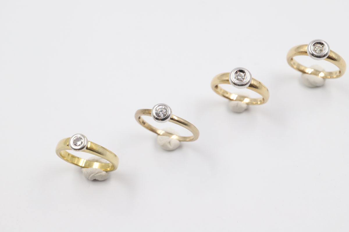 Set of 4 rings 