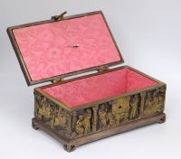 Jewelry box