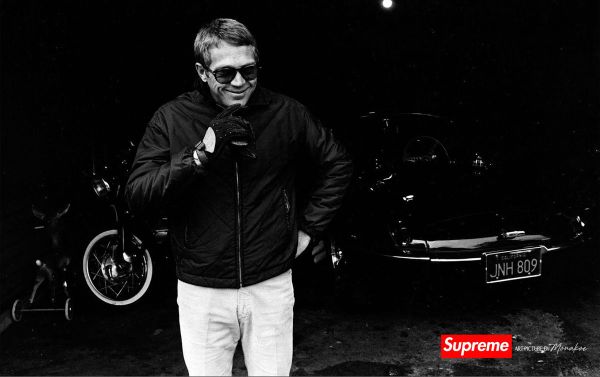 Steeve McQueen 1, Supreme by Monakoe, Photo imprimée sur papier brillant, Finition argentique, encadré encadré, Taille photo 44,5x28, Taille cadre 54,5x38 cm (passe partout blanc), édité en 5 exemplaires