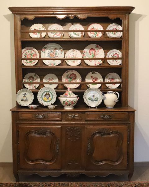 Louis XV Provençal dresser