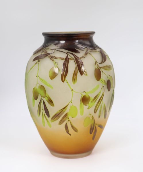 Olive vase from Gallé