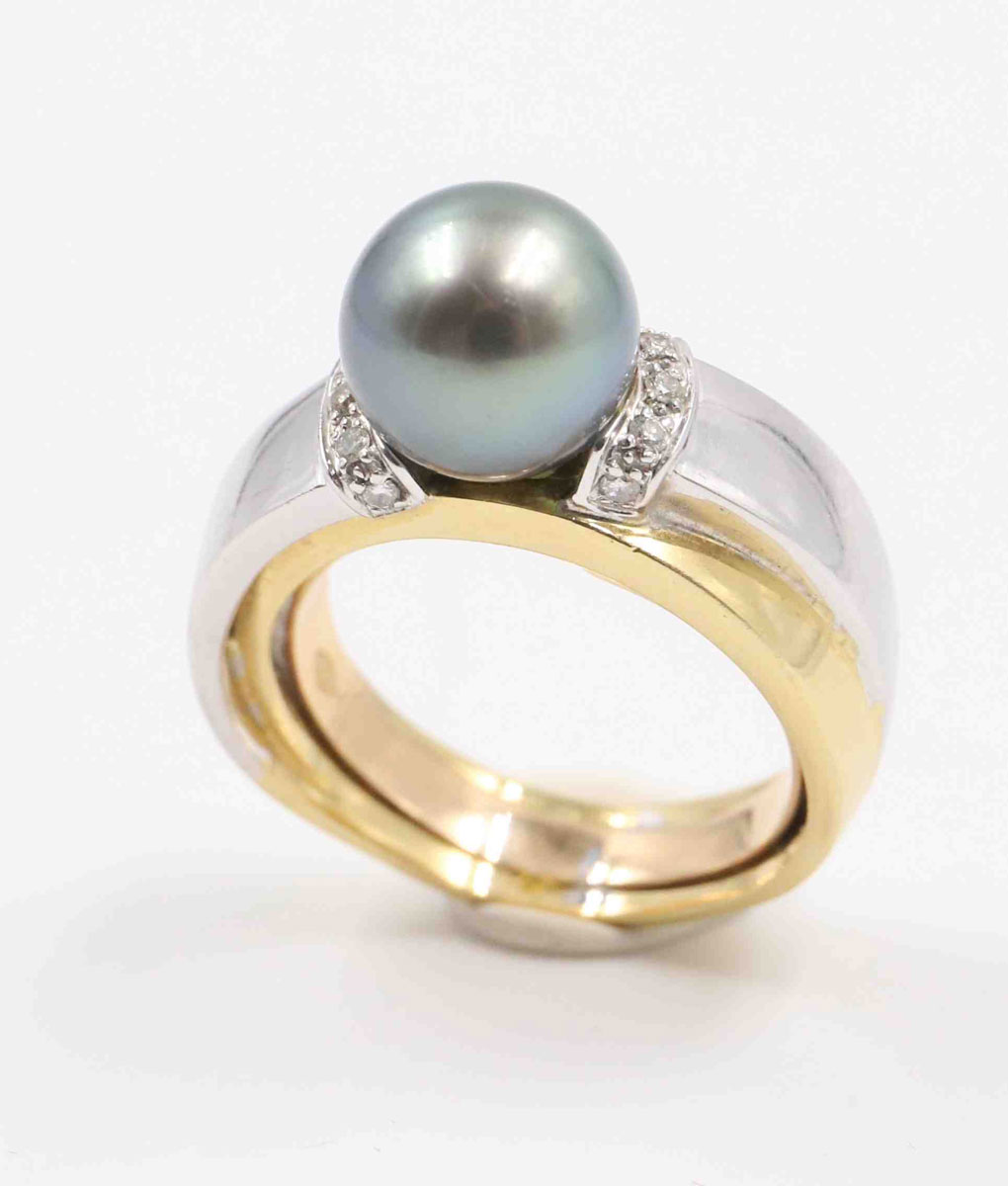 Pearl ring 