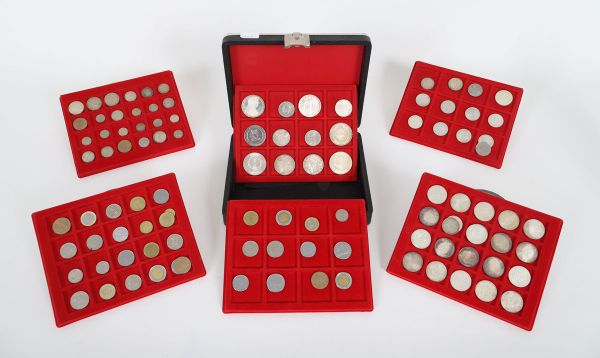 Miscellaneous coin set 