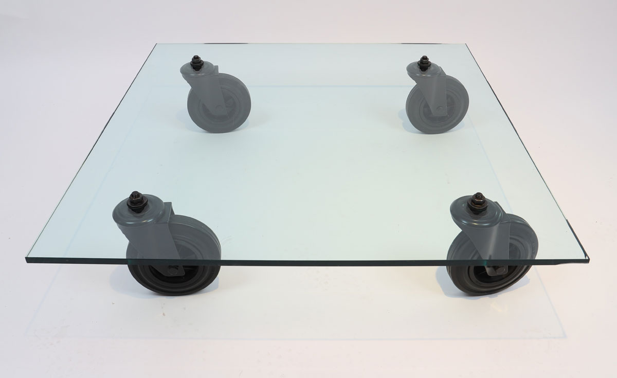 Coffee table by Gae Aulenti by Fontana Arte