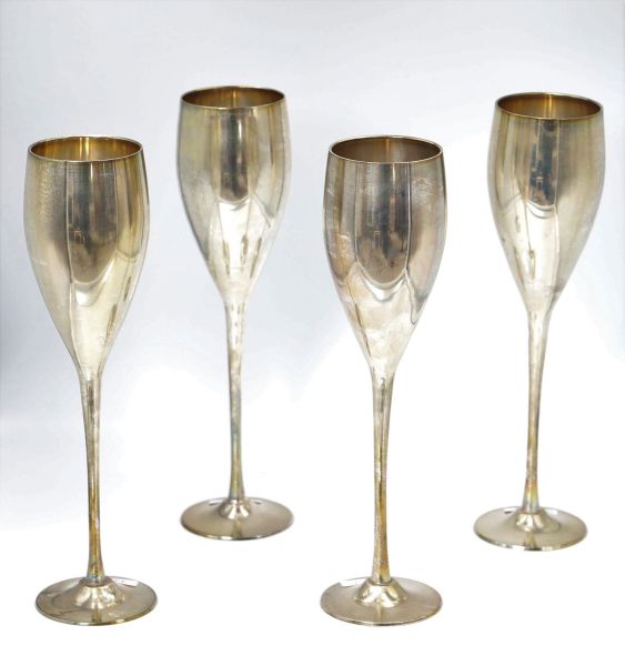 Champagne flutes 