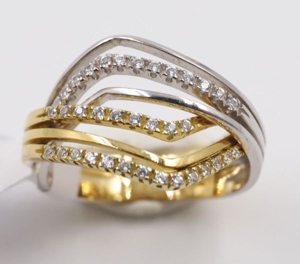 Interlacing ring 