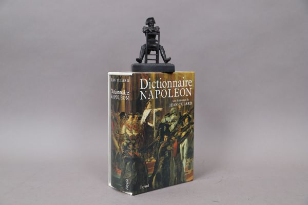 DICTIONARY: NAPOLEON by Jean THULARD.