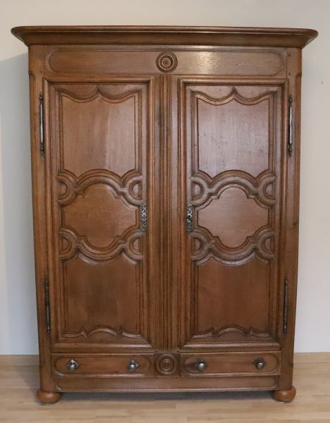 Petite armoire Louis XIV