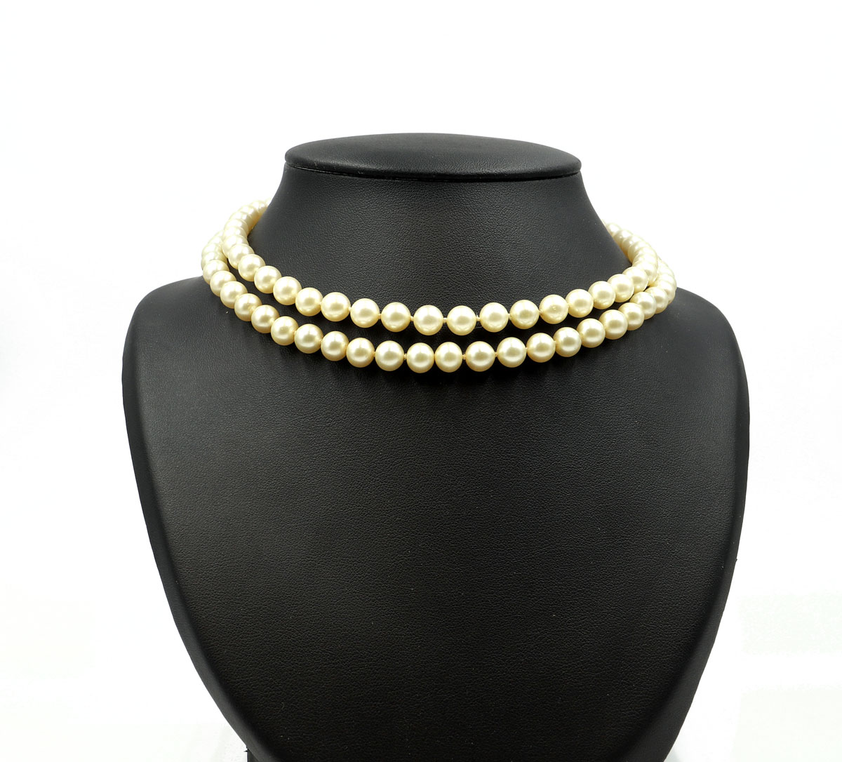 Bead necklace