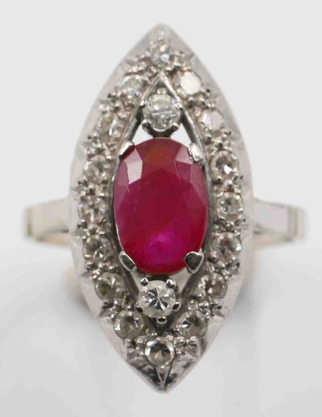 Marquise ring