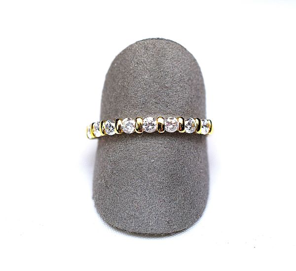 A yellow gold wedding ring set with 8 modern brilliant cut diamonds for 0,35 c approx - Gold 1,28 gr