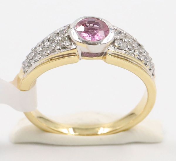 Pink Sapphire ring 