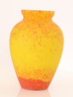 Vase orangé dans le goût de SCHNEIDER 