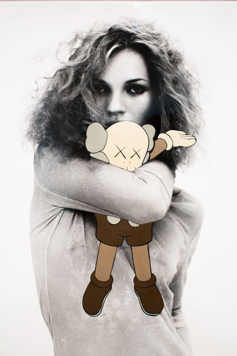 Kaws (d'après), Affiche Woman & brown Companion, Papier Affiche, Dimension 52 x 35 cm,