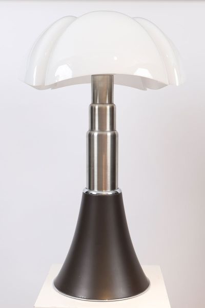 Pipistrello lamp by Gae Aulenti by Martinelli Luce