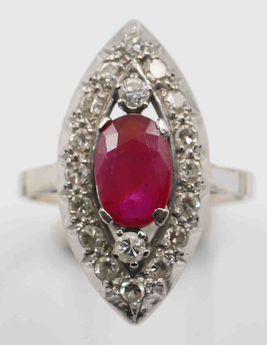 Bague marquise