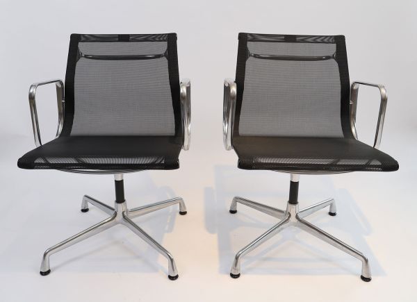 Aluminium chair EA108 by Charles and Ray Eames Vitra edition