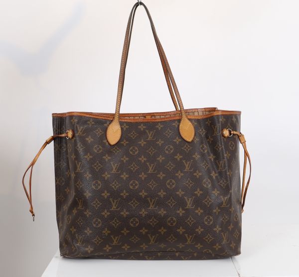 LOUIS VUITTON - Neverfull