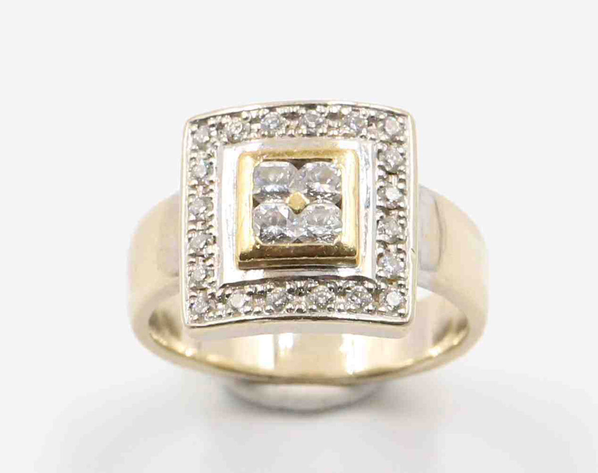 Bague carrée