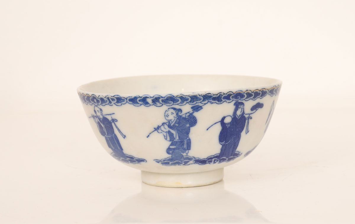 Blue and white porcelain bowl - China