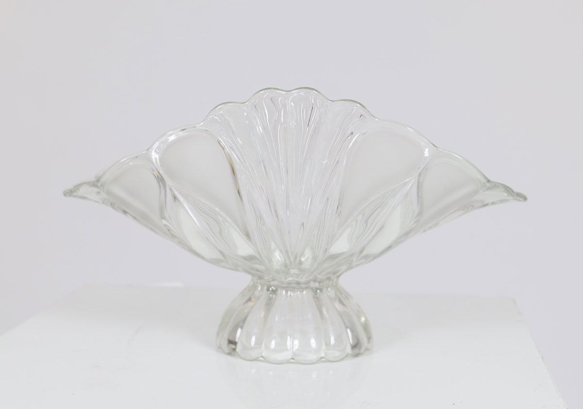 Glass bowl