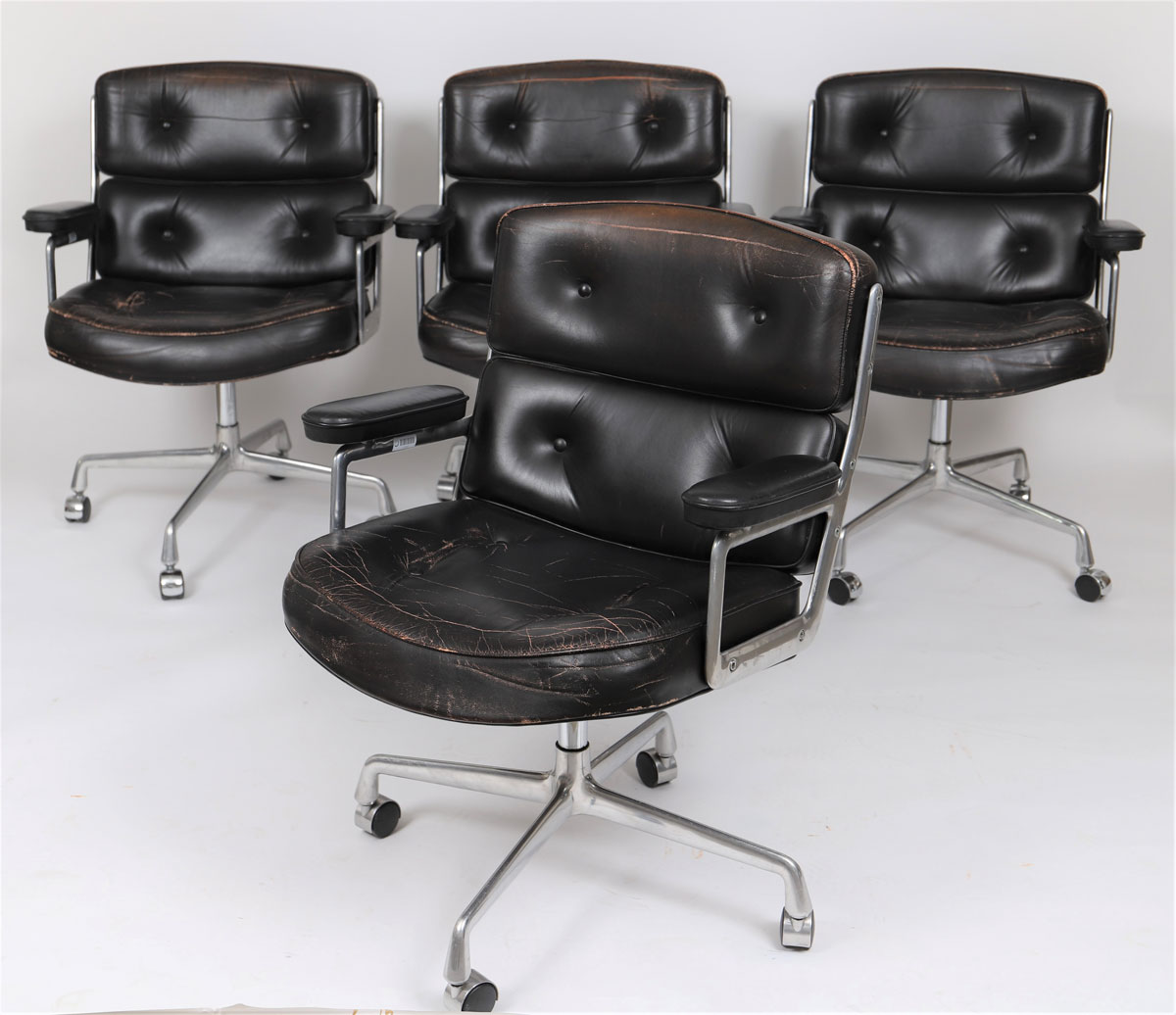 Time Life Desk Chairs – Charles et Ray Eames