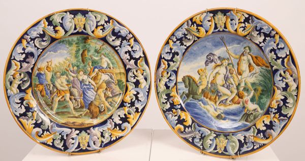 Large trays with baroque decoration