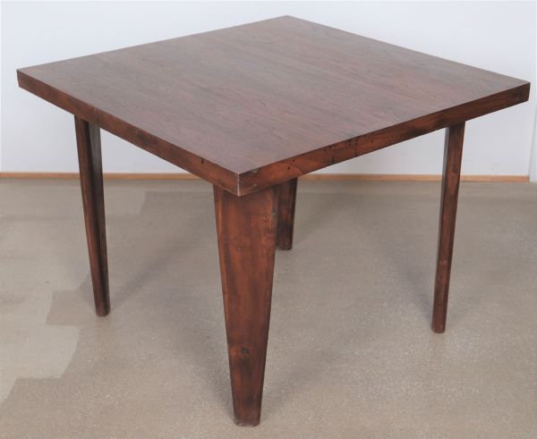 Square table