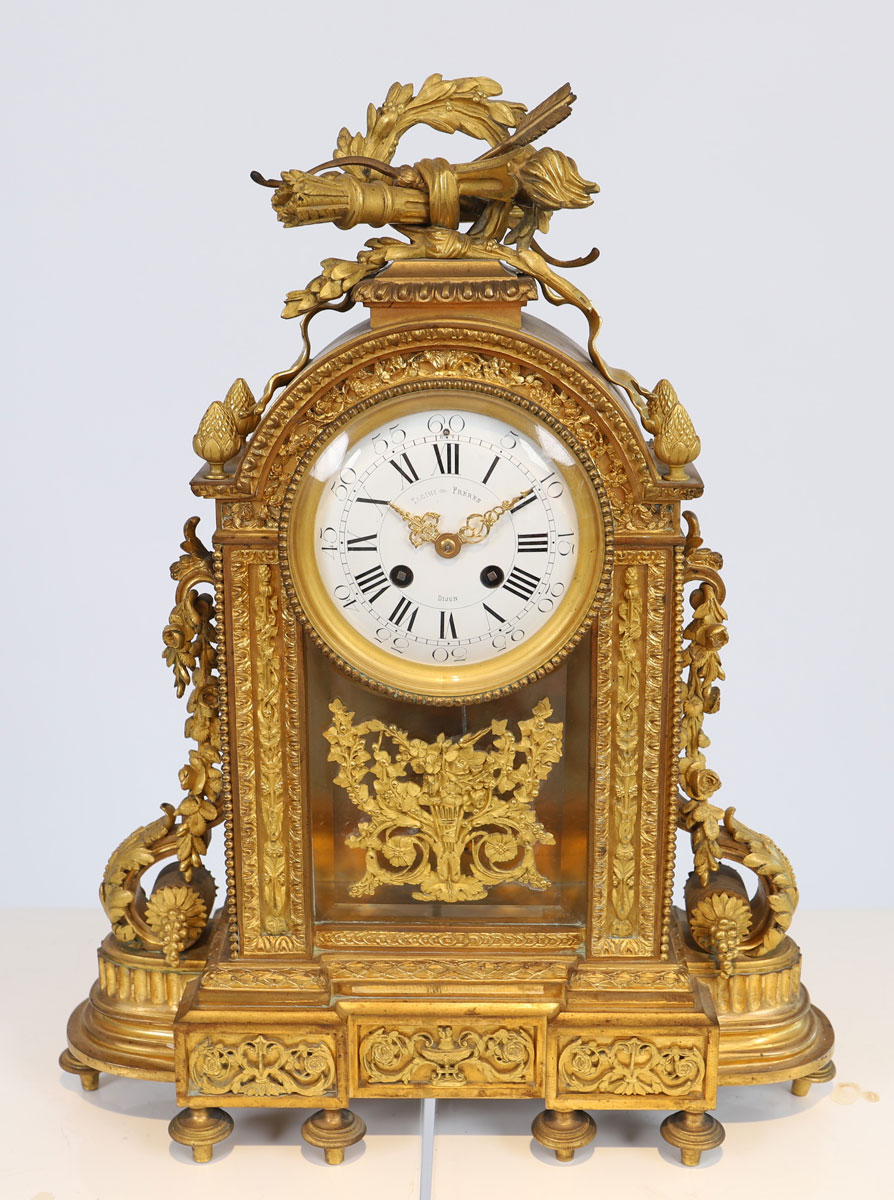 Louis XVI clock