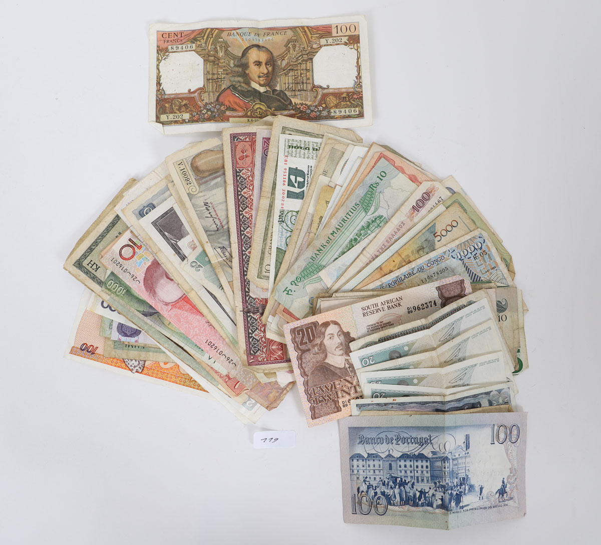 Ensemble de billets du monde 