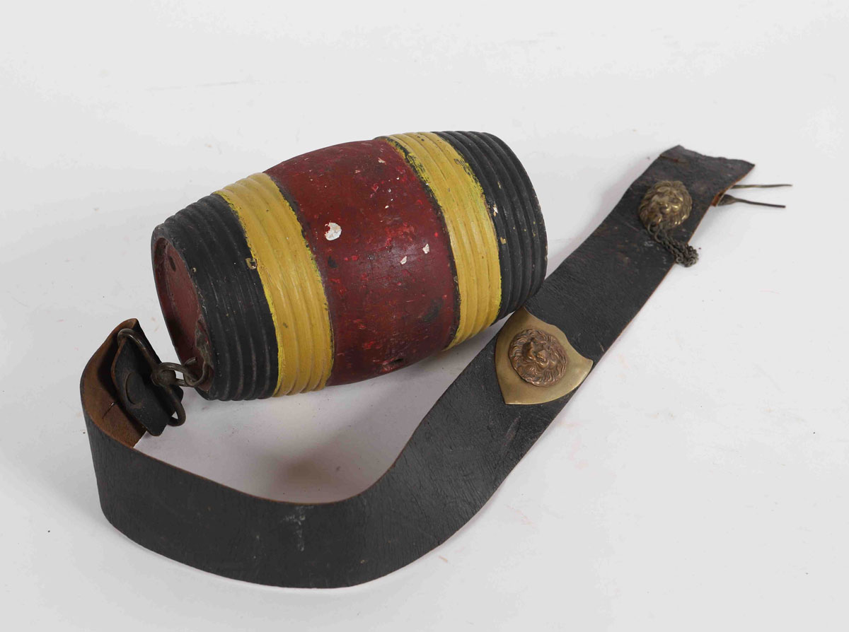 Cantinière's barrel with belt