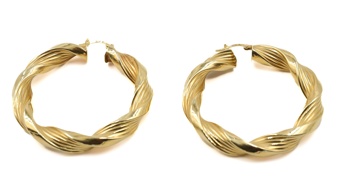 Pair of twisted hoop earrings