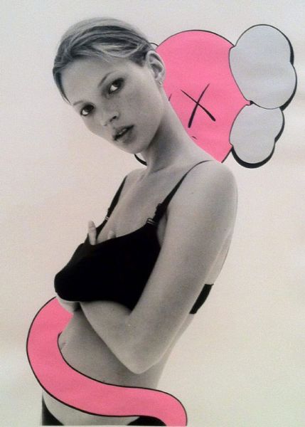 Kaws (after), Poster Kate Moss & Pink Companion, Poster paper, Dimension 40 x 21 cm,