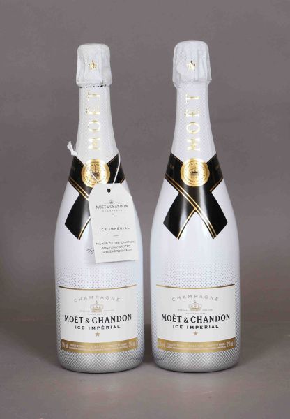 Champagne Moet & Chandon (x2)